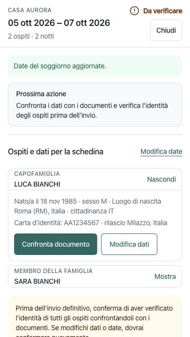 Pannello host mobile di Casa Aurora con i dati dell’ospite demo e il pulsante Confronta documento